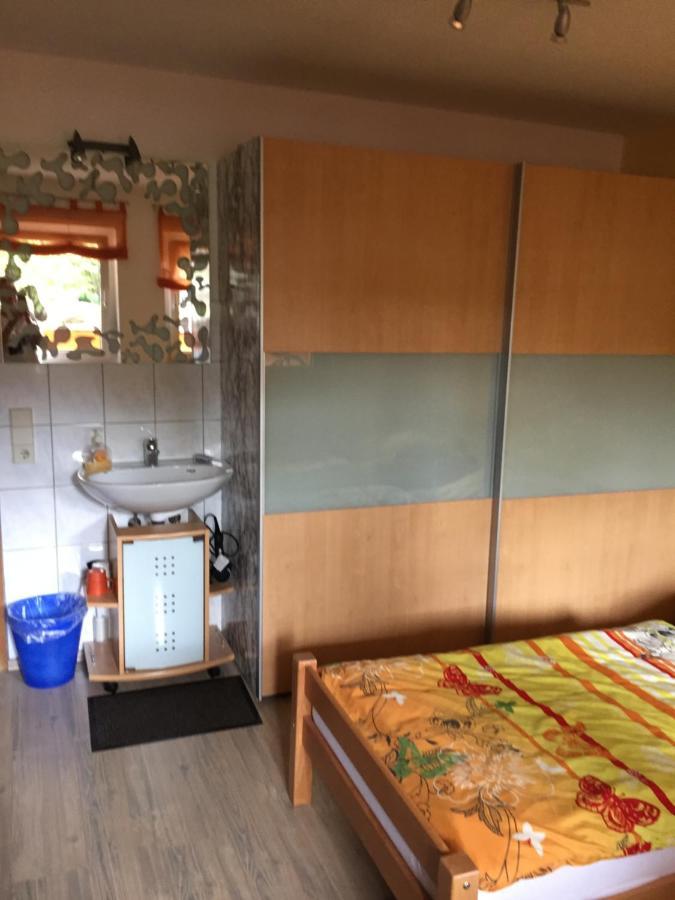 Ferienwohnung Schwarz Sersheim Exterior foto