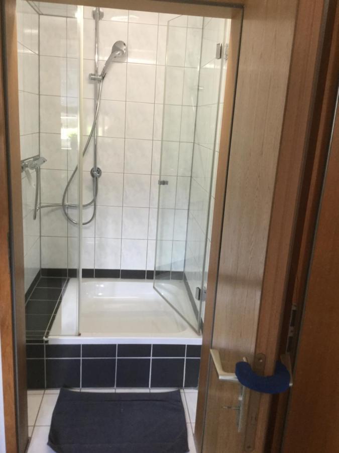 Ferienwohnung Schwarz Sersheim Exterior foto