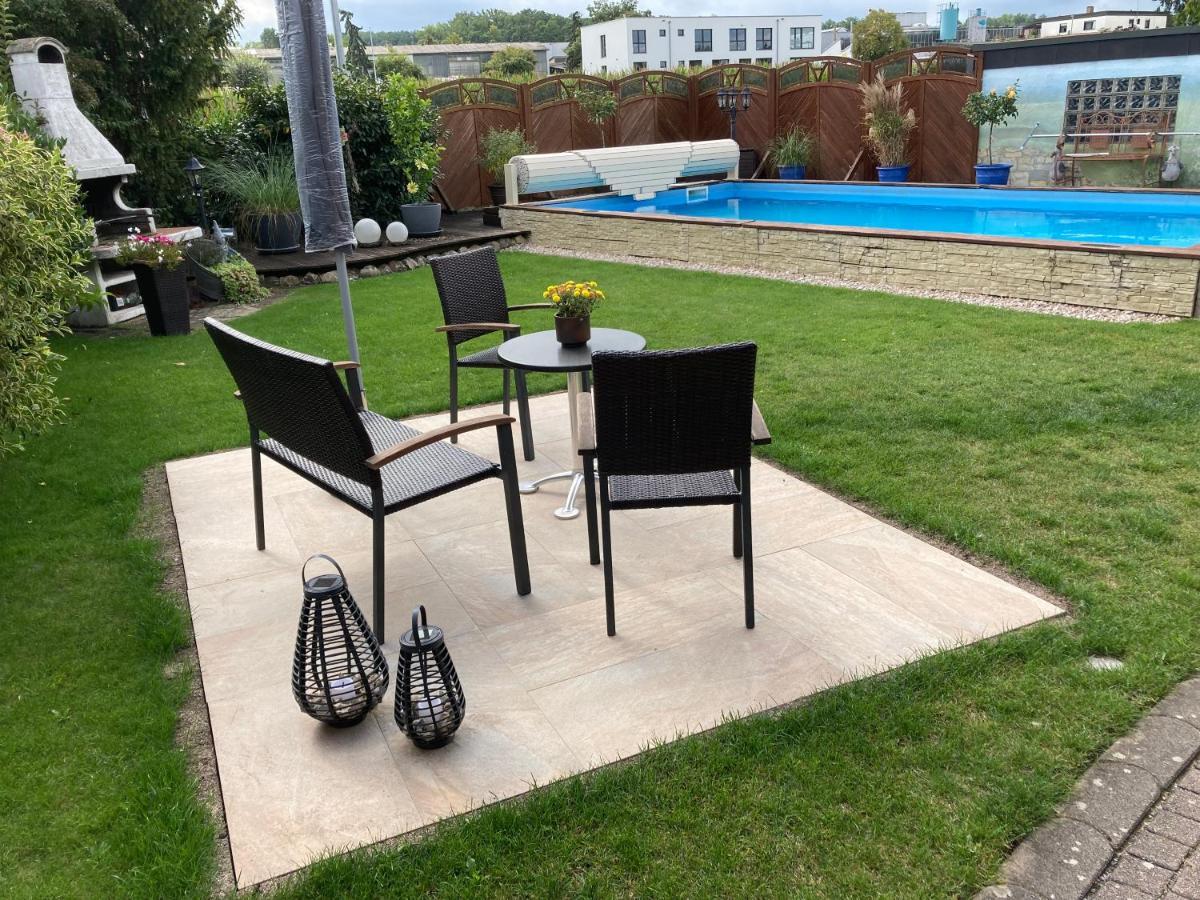 Ferienwohnung Schwarz Sersheim Exterior foto